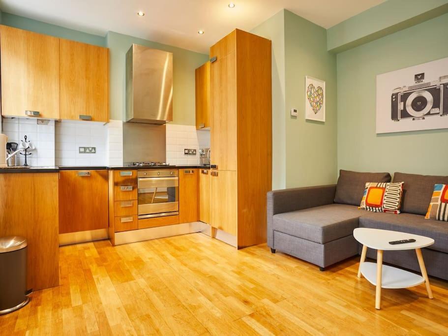 Apartment Central Londra Dış mekan fotoğraf