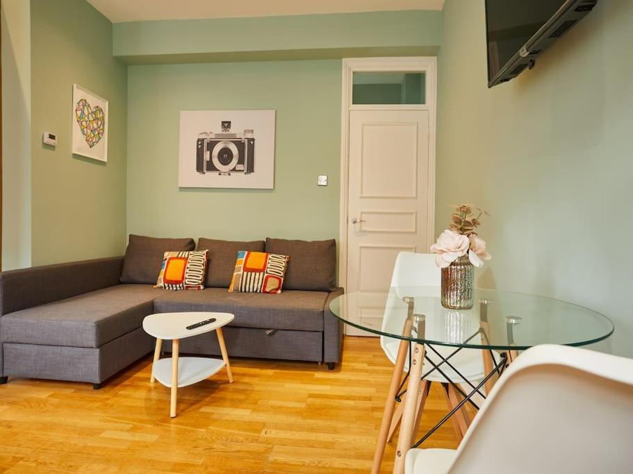 Apartment Central Londra Dış mekan fotoğraf